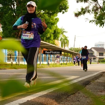 Runner Photo 8205914