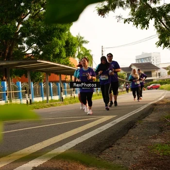 Runner Photo 8205940