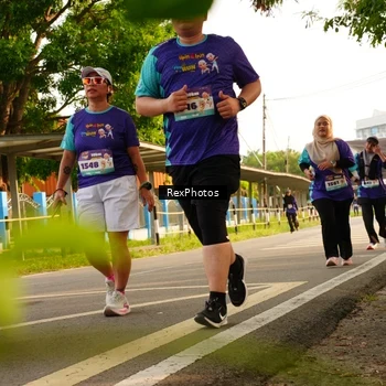 Runner Photo 8205958