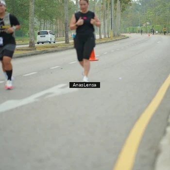 Runner Photo 8205980