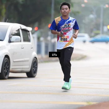 Runner Photo 8206039