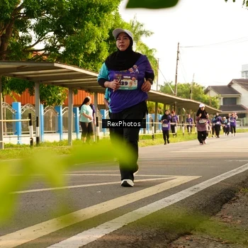 Runner Photo 8206050