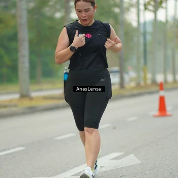Runner Photo 8206063