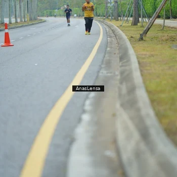 Runner Photo 8206075