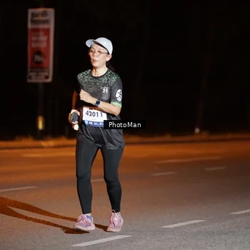 Runner Photo 8206078
