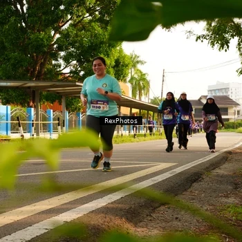 Runner Photo 8206082
