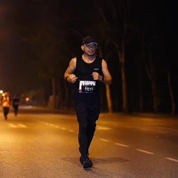 Runner Photo 8206085