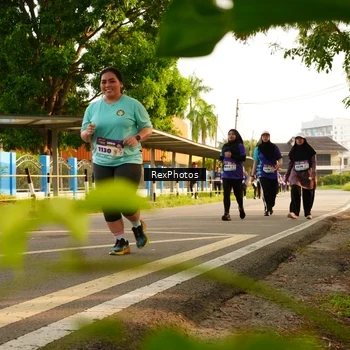 Runner Photo 8206101