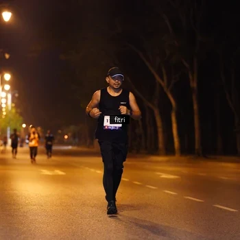 Runner Photo 8206112