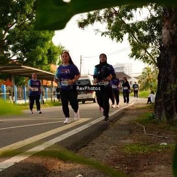 Runner Photo 8206142