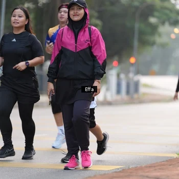 Runner Photo 8206208
