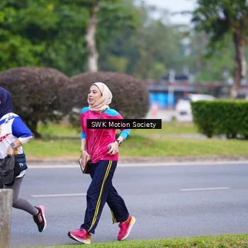 Runner Photo 8206246