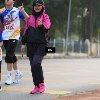 Runner Photo 8206247