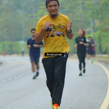Runner Photo 8206300