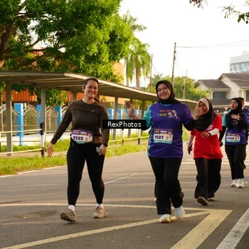 Runner Photo 8206343