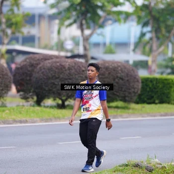 Runner Photo 8206349