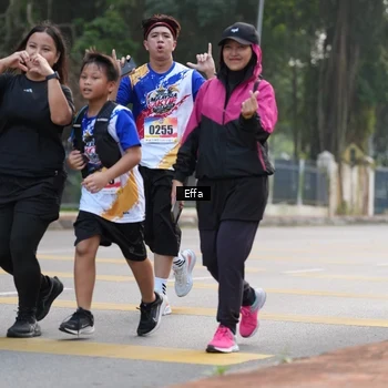 Runner Photo 8206353