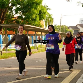 Runner Photo 8206360