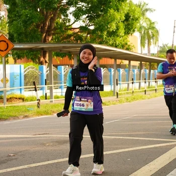 Runner Photo 8206365