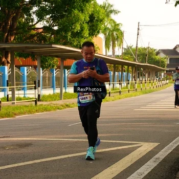 Runner Photo 8206381