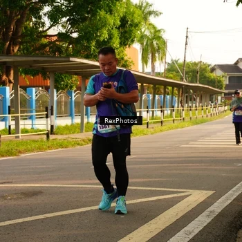 Runner Photo 8206389