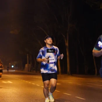 Runner Photo 8206413