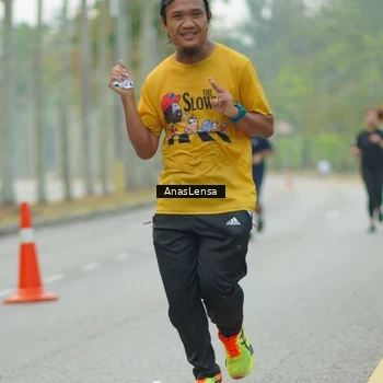 Runner Photo 8206445