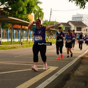 Runner Photo 8206457