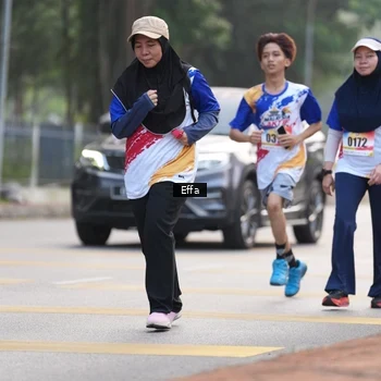 Runner Photo 8206505