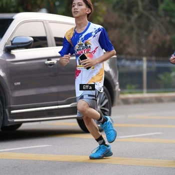 Runner Photo 8206512