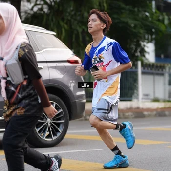 Runner Photo 8206524