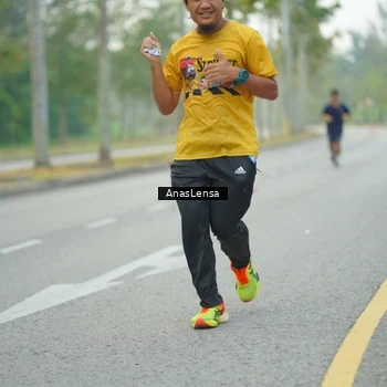 Runner Photo 8206585