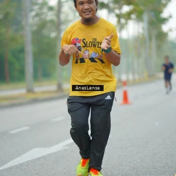 Runner Photo 8206594