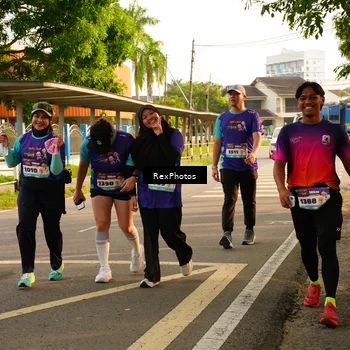Runner Photo 8206639