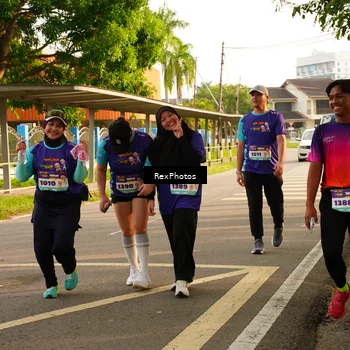 Runner Photo 8206653
