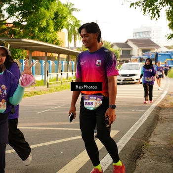 Runner Photo 8206657
