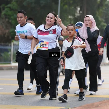 Runner Photo 8206668
