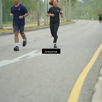 Runner Photo 8206691