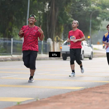 Runner Photo 8206759