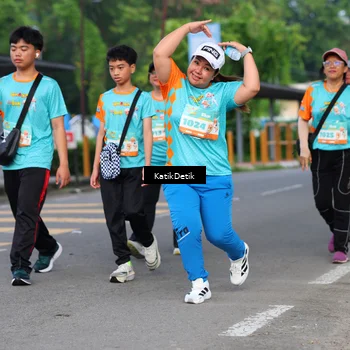 Runner Photo 8206825
