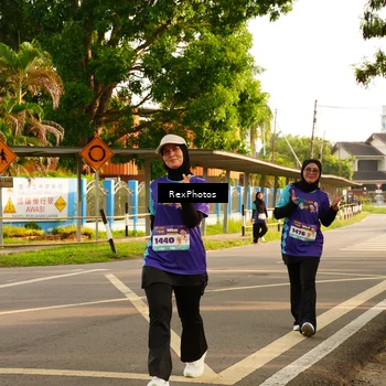 Runner Photo 8206845