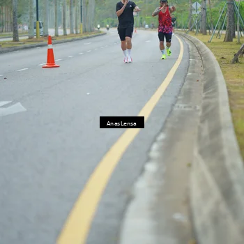 Runner Photo 8206851