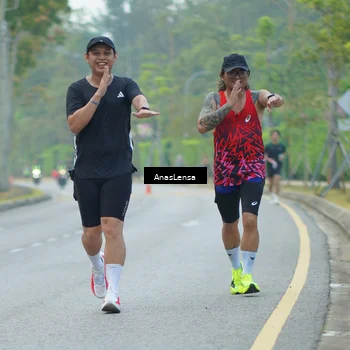 Runner Photo 8206865