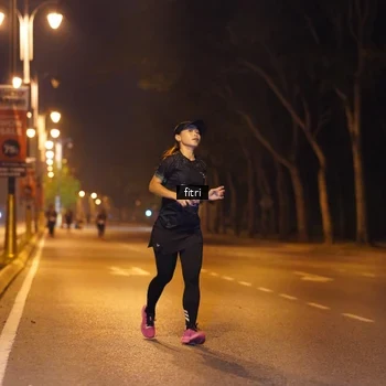 Runner Photo 8206900
