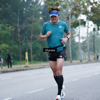 Runner Photo 8206902