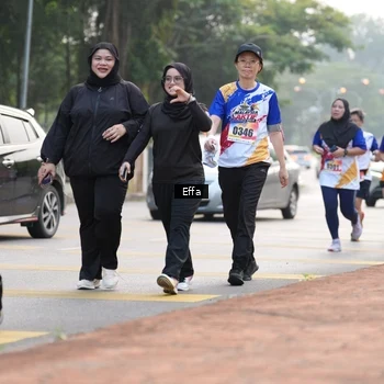 Runner Photo 8206903