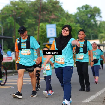 Runner Photo 8206912