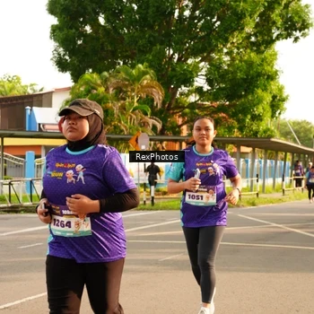 Runner Photo 8206946