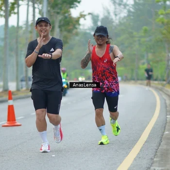 Runner Photo 8206986