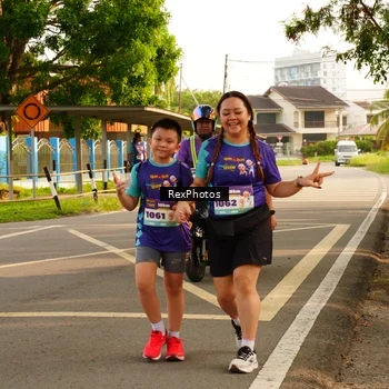 Runner Photo 8206992